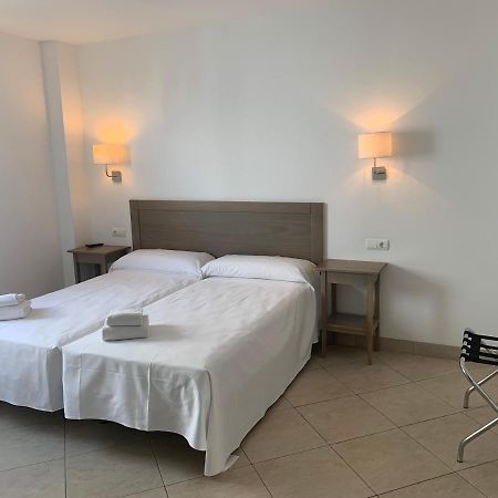 Hostal Tarifa -Recepcion Abierta Las 24H- Екстериор снимка
