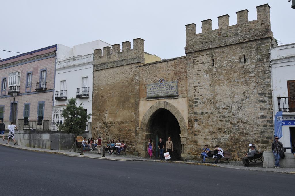 Hostal Tarifa -Recepcion Abierta Las 24H- Екстериор снимка