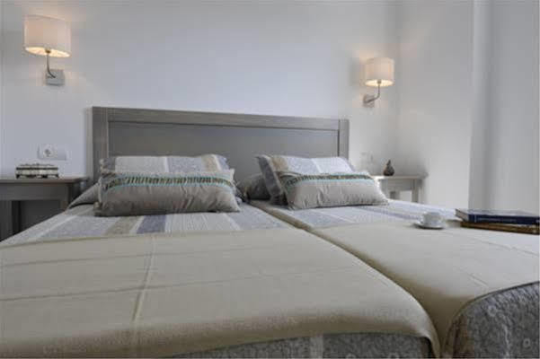 Hostal Tarifa -Recepcion Abierta Las 24H- Екстериор снимка
